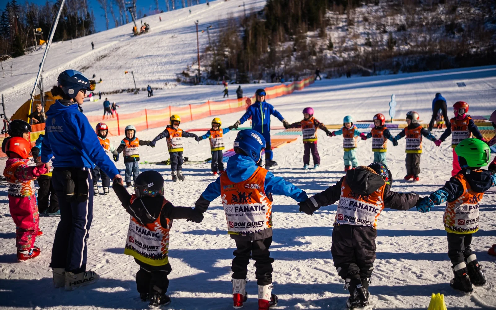 Kurzy, kroužky a tábory Ski Fanatic